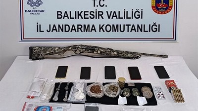 Edremit'te Uyuşturucu Operasyonu, 4 Şüpheli Tutuklandı