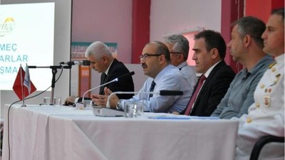 Vali Gömeç Muhtarlarıyla Buluştu