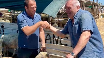Kurban Bayramı Öncesi Kurban Pazarı'nda Yoğun Hareketlilik