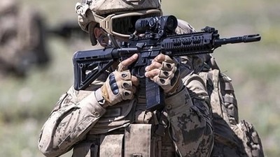 Pençe-Kilit Operasyonu'nda 2 PKK'lı Terörist Etkisiz Hale Getirildi