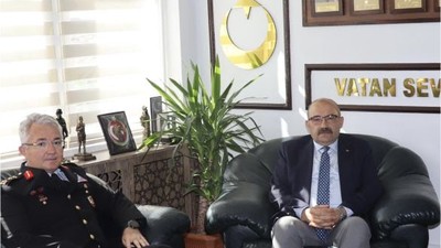 Vali Ustaoğlu Acı Gününde Tümgeneral Alkan'ı Yalnız Bırakmadı