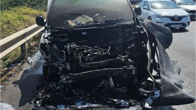 Balıkesir'de Araç Seyir Halindeyken Alev Aldı!
