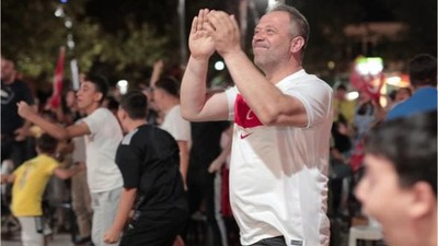Gömeç Milli Takımın Zaferini Coşkuyla Karşıladı