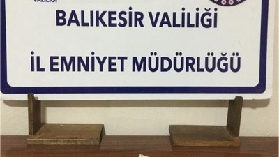 Uyuşturucu Kuryeleri Gönen'de Kıskıvrak Yakalandı