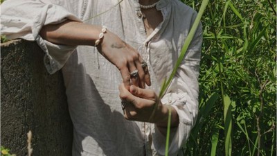 Yazın Serinliği ve Zarafeti: Keten Kumaşlı Giysiler
