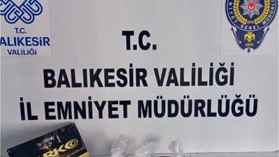 Metamfetamini 3 parçaya böldü!