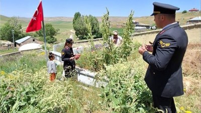 Jandarma, bayramda şehit ailelerini unutmadı