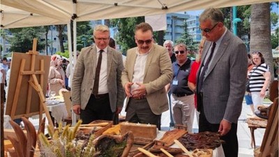 Yılsonu Sergisi Edremit'te İlgi Topladı