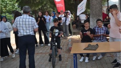 Sındırgı'da Öğrencilerden Kültürel Şölen