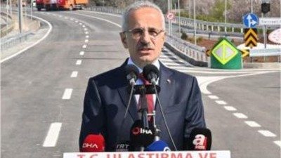 Bakan Uraloğlu: "Otoyollardan 21 milyon 67 bin 377 araç geçti”