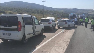 Balıkesir'de Zincirleme Trafik Kazası: 2 Yaralı