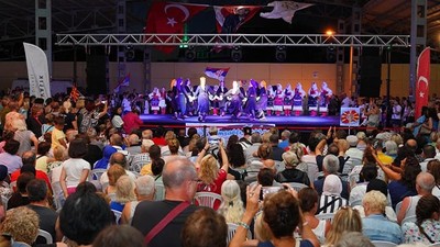 Bin106 Dansçı Ayvalık'ta Raksetti