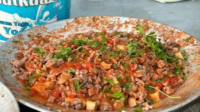 Balıkesir Düğünlerinde Keşkek ve Kapama Lezzeti