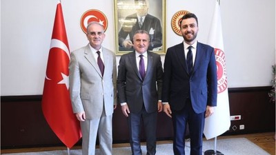 Balıkesir'in Rektörü ve Milletvekili Bakan Bak’la Görüştü