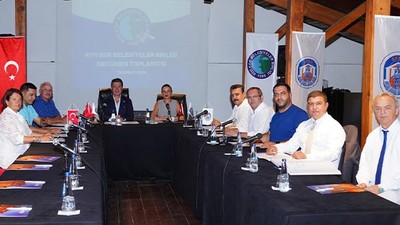 Başkan Ergin, Kıyı Ege Belediyeler Birliği Toplantısına Katıldı