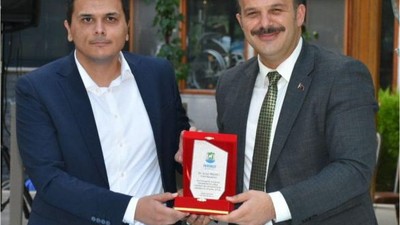 Başkan Lapanta'dan Veda Yemeği