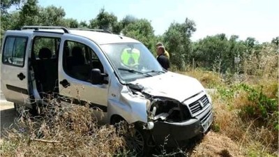 Erdek’te 2 Araç Çarpıştı!
