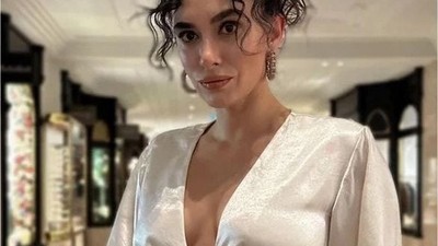 Hande Doğandemir Sevgilisini Paylaştı! O Ünlü İsmin Eski Eşi Çıktı