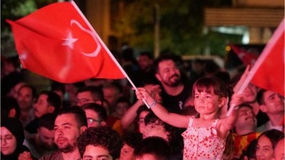 Sındırgı Milli Maçta Omuz Omuza