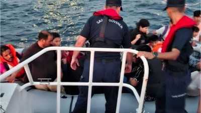 Ayvalık'ta Kaçak Geçişe Engel! 11'i Çocuk 30 Göçmen Yakalandı
