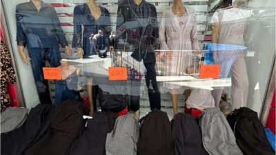 Balıkesir Giyiminde Kilo Artınca Fiyat da Artıyor!