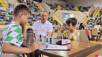 Balıkesir'de Demokrasi Şehitleri Onuruna Satranç Turnuvası