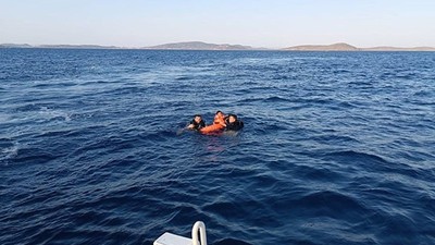 Ayvalık Açıklarında 18 Göçmen Kurtarıldı