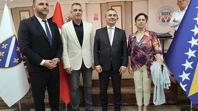 Bosna Hersek Bakanı Dizdar Gömeç'e Davet Edildi