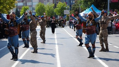 Balıkesir’de 30 Ağustos Zafer Bayramı Coşkuyla Kutlandı
