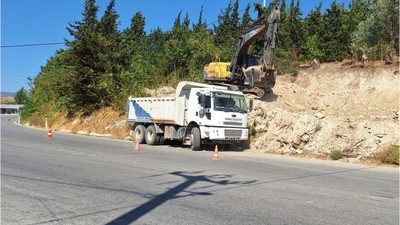 Bigadiç'te O Bölgedeki Yollar Genişliyor