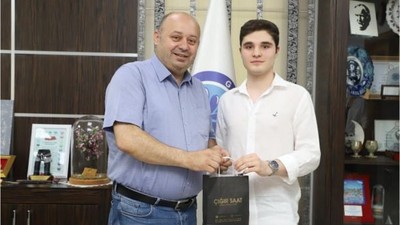 Gönenli Gençten Hong Kong'ta Büyük Başarı