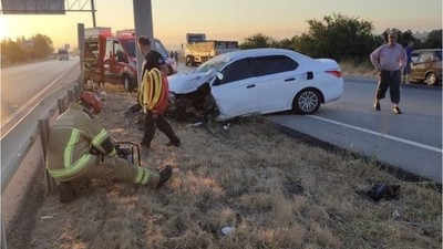 Balıkesir Yolunda Feci Kaza! Yaralananda Var