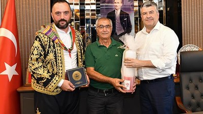 Kurtdereli Güreşleri'nde Davetler Sürüyor