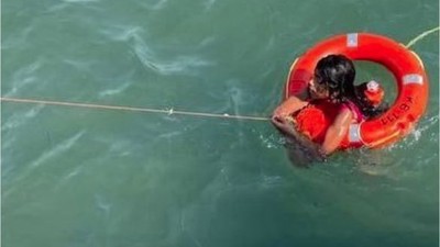 Balıkesir'de Çocuk Boğulmaktan Kurtarıldı
