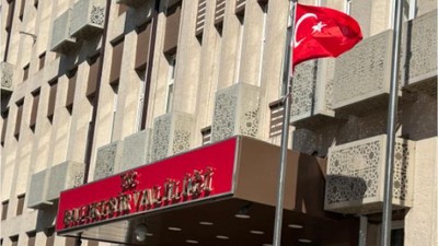 Balıkesir'de Bayraklar Yarıya İndi!
