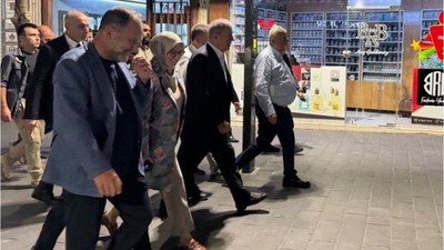 Vekil Uygur: 'Daima Aşk Daima Millet'dedi