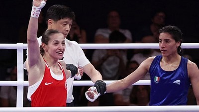 Buse Naz Çakıroğlu, yarı finalde