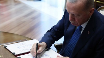 Cumhurbaşkanı Erdoğan YAŞ Kararlarına Onay Verdi