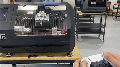 5 Genç Mühendis Masaüstü CNC Makinesi İmal Ediyor