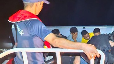 Ayvalık’ta 14 Düzensiz Göçmen Yakalandı
