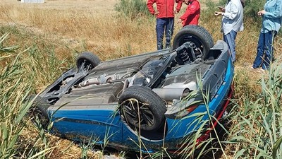 Ayvalık'ta Kontrolden Çıkan Otomobil Takla Attı