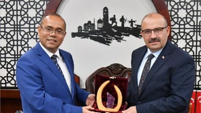 Bangladeş İstanbul Başkonsolosu Balıkesir'e Geldi