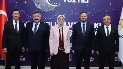 Milletvekili Uygur, Partisinin Yeni İlçe Başkanlarını Tanıttı