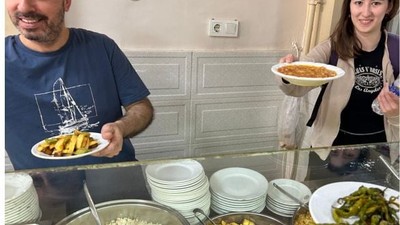 Çalışanın Baştacı Yemeği Az Kuru Az Pilav