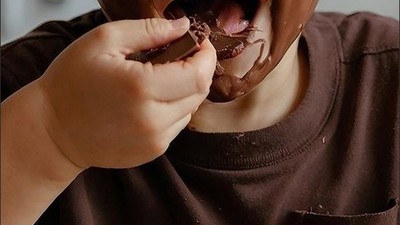 Uzmanlardan Çikolata Uyarısı: Çocuğunuz Yiyorsa Dikkat