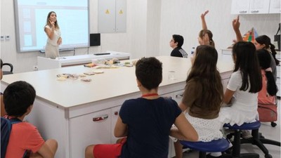 Çocuk Üniversitesi Mezunlarını Verdi