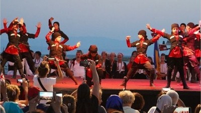 Uluslararası Halk Oyunları Günleri Ayvalık'ta Başlıyor!
