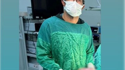 Balıkesir’de Bir İlk! 30 Cm’lik Kitle Alındı
