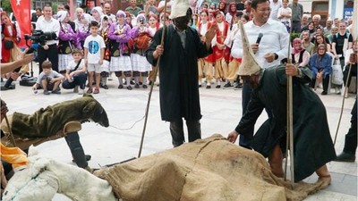 Sındırgı Festivalde Geleneklerini Yaşattı