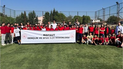 Kepsut'ta Gençler Bağımlılıkla Mücadele İçin Sahada